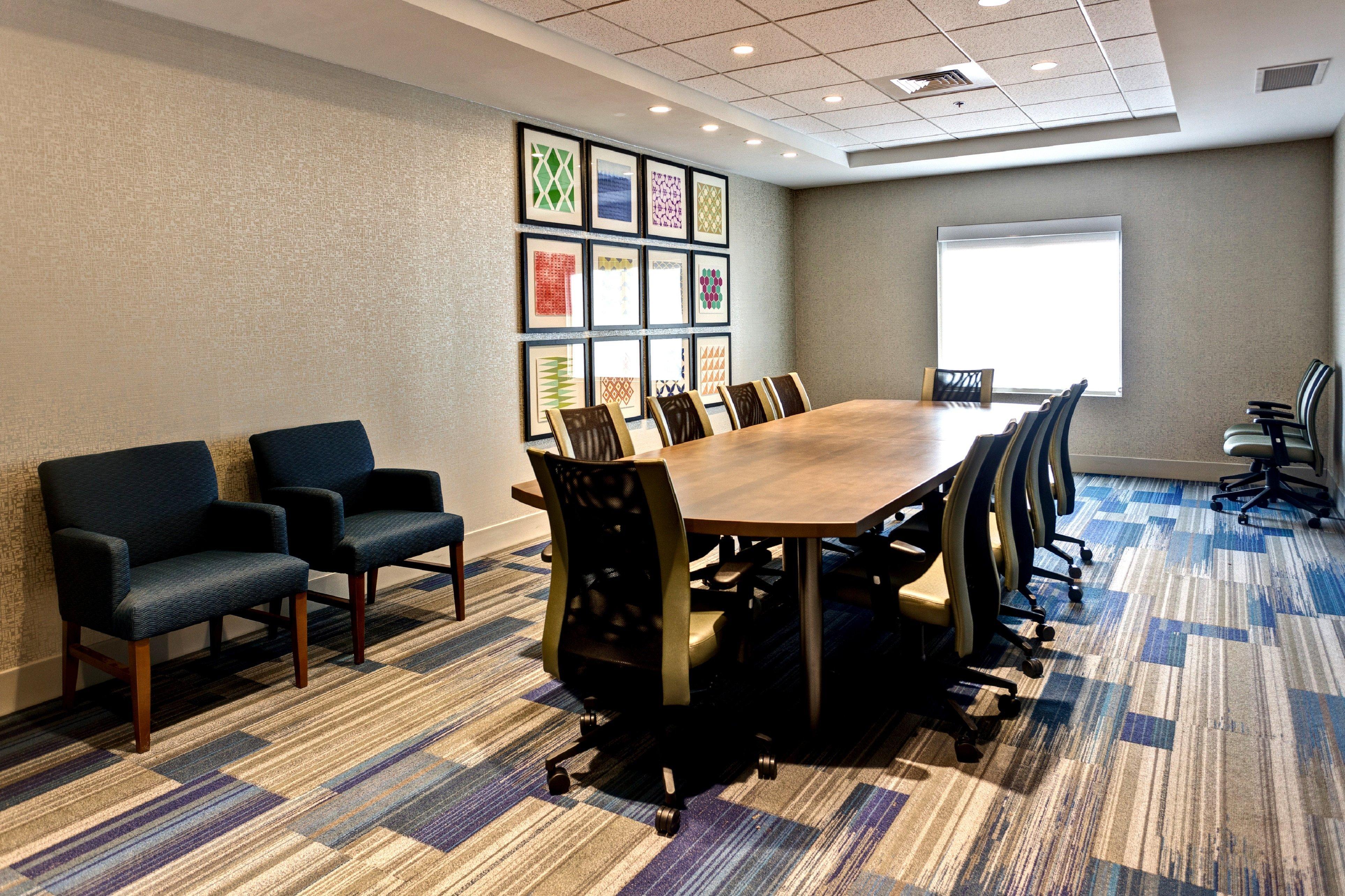 Holiday Inn Express & Suites Great Bend By Ihg Exteriér fotografie