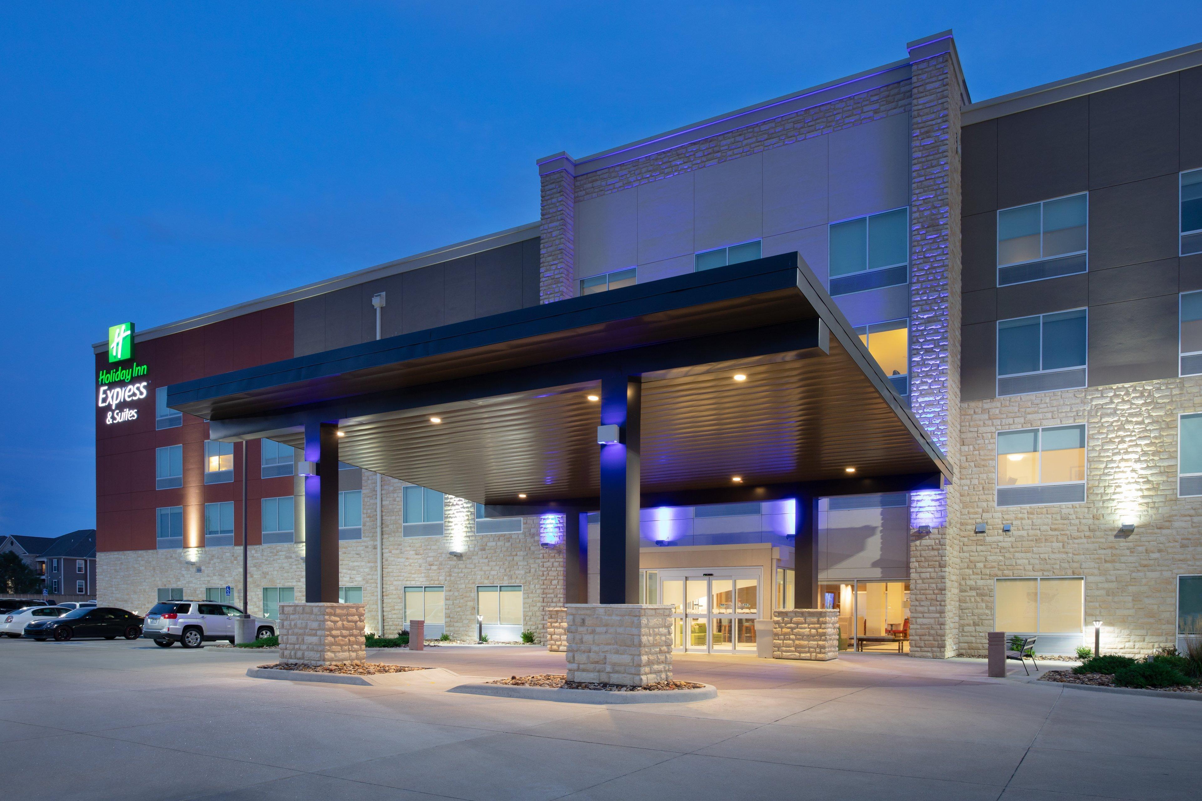 Holiday Inn Express & Suites Great Bend By Ihg Exteriér fotografie