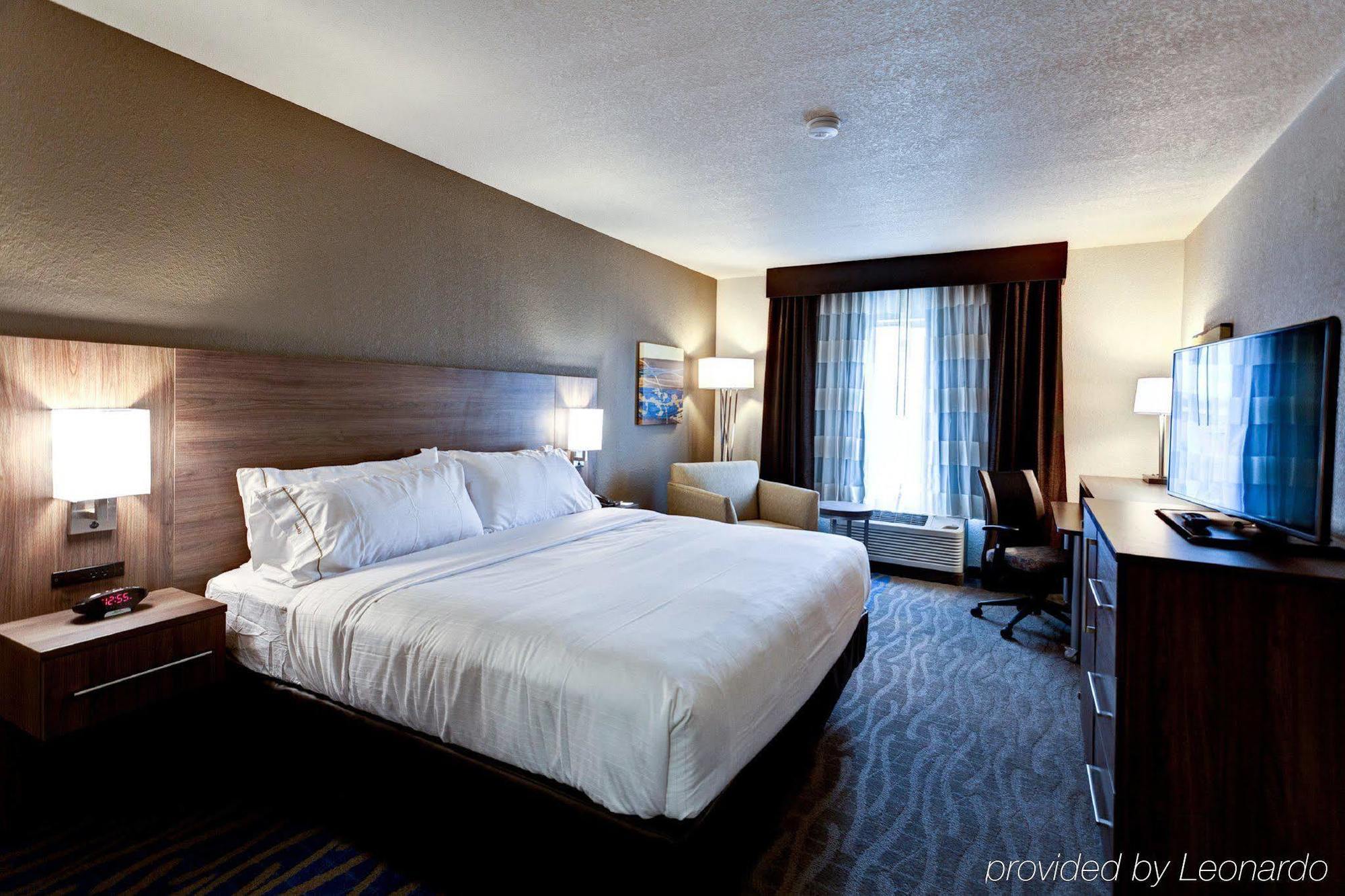 Holiday Inn Express & Suites Great Bend By Ihg Exteriér fotografie